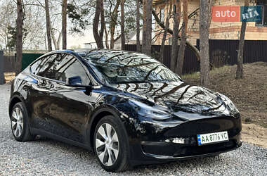 Внедорожник / Кроссовер Tesla Model Y 2023 в 