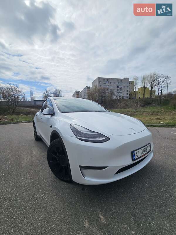 Внедорожник / Кроссовер Tesla Model Y 2022 в Киеве