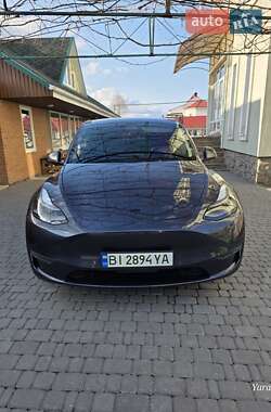 Внедорожник / Кроссовер Tesla Model Y 2022 в 