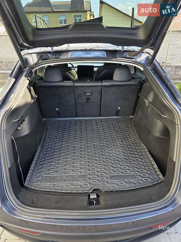 Внедорожник / Кроссовер Tesla Model Y 2022 в Полтаве фото 11 Внедорожник / Кроссовер Tesla Model Y 2022 в Полтаве