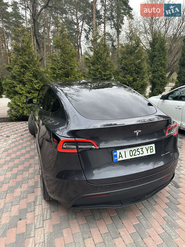 Внедорожник / Кроссовер Tesla Model Y 2024 в Киеве