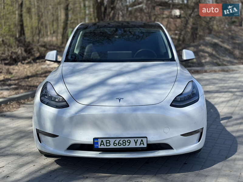 Внедорожник / Кроссовер Tesla Model Y 2021 в 