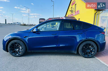 Внедорожник / Кроссовер Tesla Model Y 2021 в 