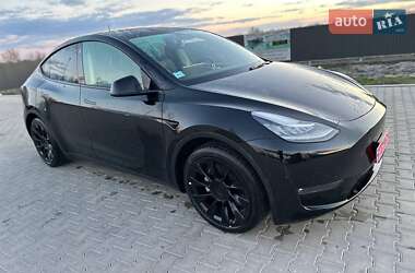 Внедорожник / Кроссовер Tesla Model Y 2021 в 