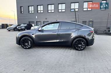 Внедорожник / Кроссовер Tesla Model Y 2024 в 