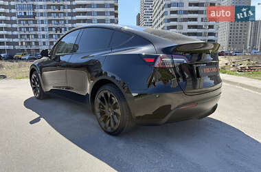 Внедорожник / Кроссовер Tesla Model Y 2023 в 