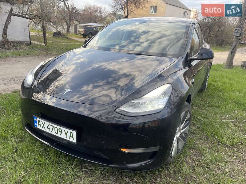 Внедорожник / Кроссовер Tesla Model Y 2021 в Харькове