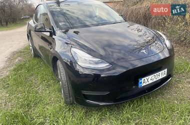 Внедорожник / Кроссовер Tesla Model Y 2021 в 