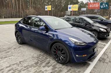 Позашляховик / Кросовер Tesla Model Y 2023 в Києві