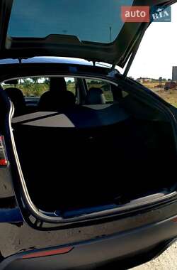 Внедорожник / Кроссовер Tesla Model Y 2022 в 