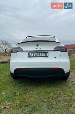 Внедорожник / Кроссовер Tesla Model Y 2023 в 