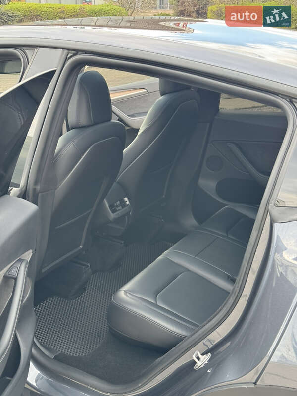 Внедорожник / Кроссовер Tesla Model Y 2022 в Харькове