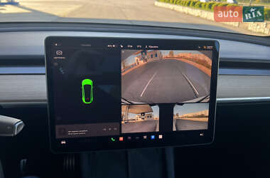 Внедорожник / Кроссовер Tesla Model Y 2021 в 