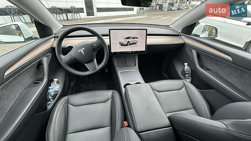 Позашляховик / Кросовер Tesla Model Y 2023 в Києві