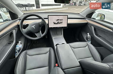 Внедорожник / Кроссовер Tesla Model Y 2023 в 