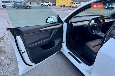 Внедорожник / Кроссовер Tesla Model Y 2022 в 