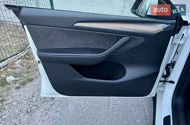 Внедорожник / Кроссовер Tesla Model Y 2022 в 