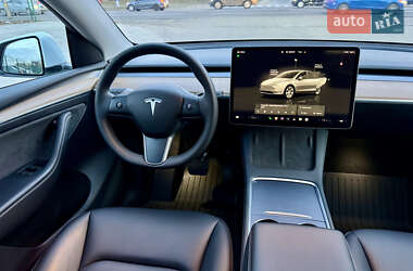 Внедорожник / Кроссовер Tesla Model Y 2022 в 
