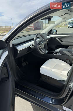 Внедорожник / Кроссовер Tesla Model Y 2022 в 
