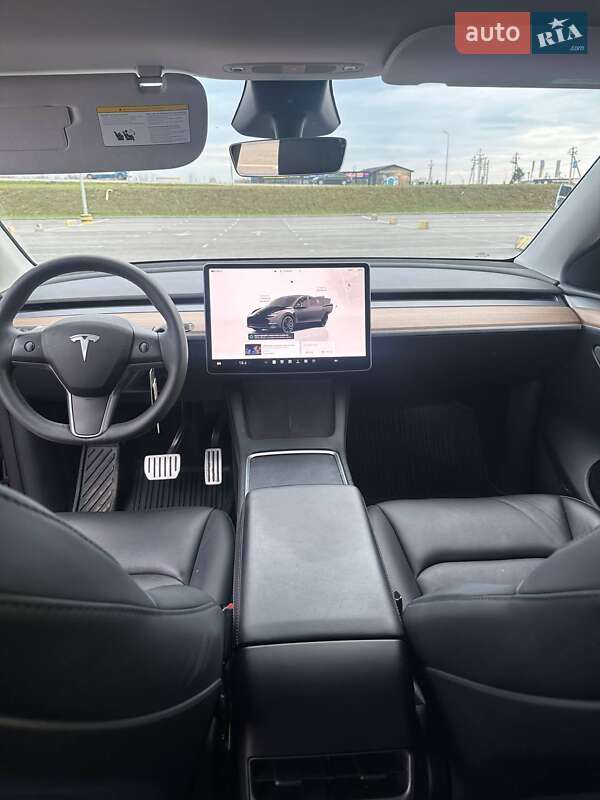 Позашляховик / Кросовер Tesla Model Y 2023 в Львові