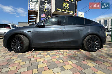 Внедорожник / Кроссовер Tesla Model Y 2021 в 