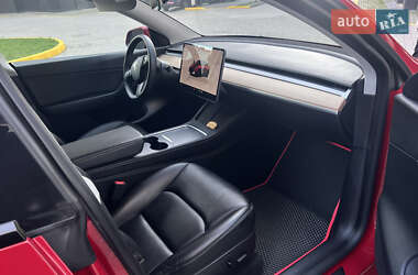 Внедорожник / Кроссовер Tesla Model Y 2022 в 
