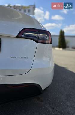 Внедорожник / Кроссовер Tesla Model Y 2022 в 