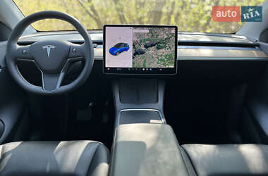 Внедорожник / Кроссовер Tesla Model Y 2021 в 