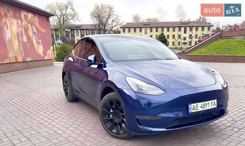 Внедорожник / Кроссовер Tesla Model Y 2023 в Каменском