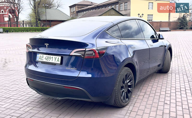 Внедорожник / Кроссовер Tesla Model Y 2023 в Каменском