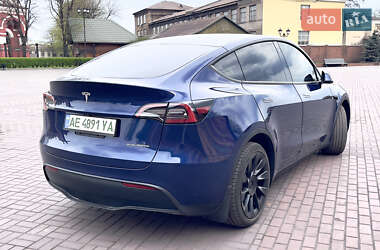 Позашляховик / Кросовер Tesla Model Y 2023 в 