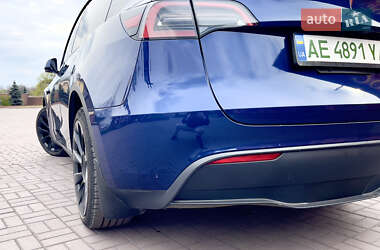 Позашляховик / Кросовер Tesla Model Y 2023 в 