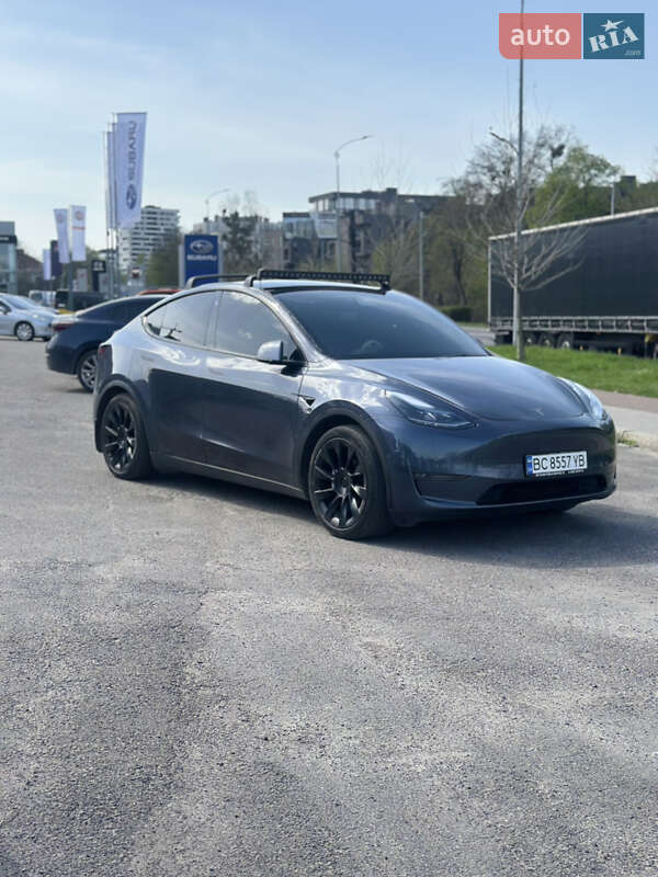 Внедорожник / Кроссовер Tesla Model Y 2021 в 