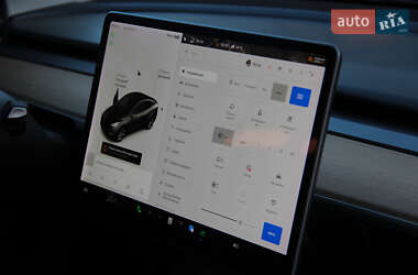 Внедорожник / Кроссовер Tesla Model Y 2021 в 