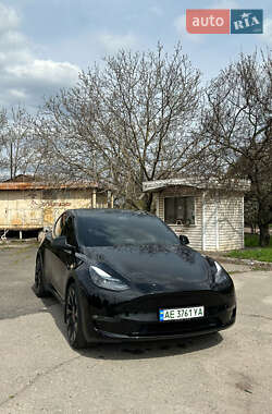 Позашляховик / Кросовер Tesla Model Y 2022 в 