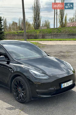 Позашляховик / Кросовер Tesla Model Y 2022 в 