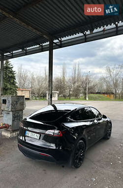 Позашляховик / Кросовер Tesla Model Y 2022 в 