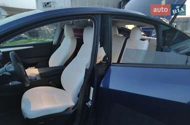 Внедорожник / Кроссовер Tesla Model Y 2023 в 