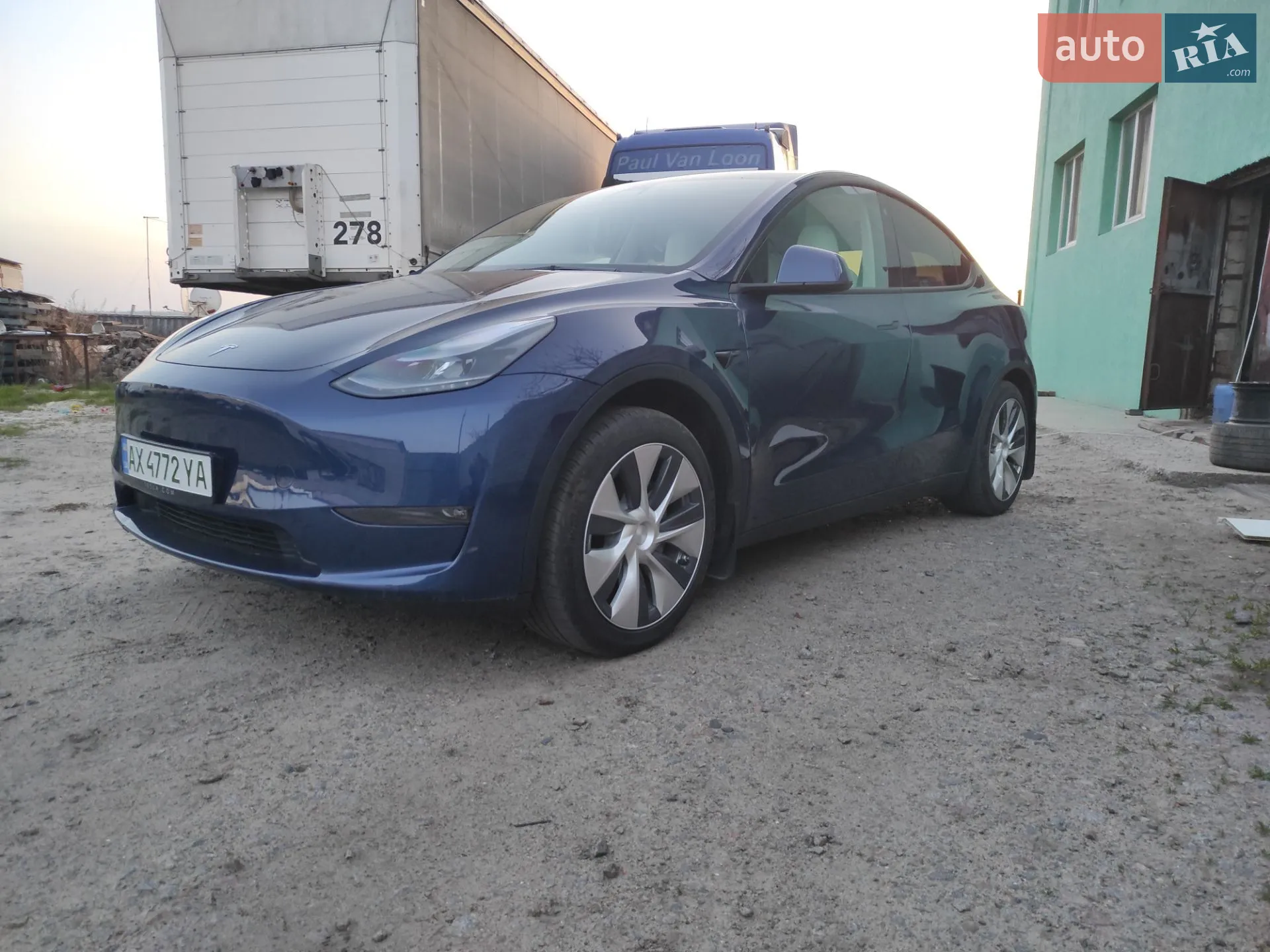 2023 Tesla Model Y - мініатюра 5