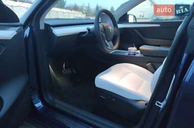 Внедорожник / Кроссовер Tesla Model Y 2023 в 