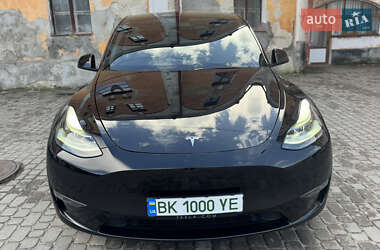 Внедорожник / Кроссовер Tesla Model Y 2022 в 