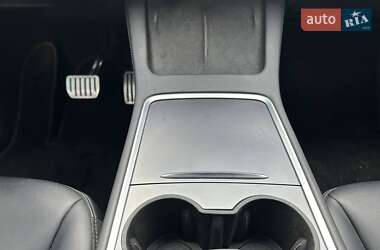 Внедорожник / Кроссовер Tesla Model Y 2022 в 