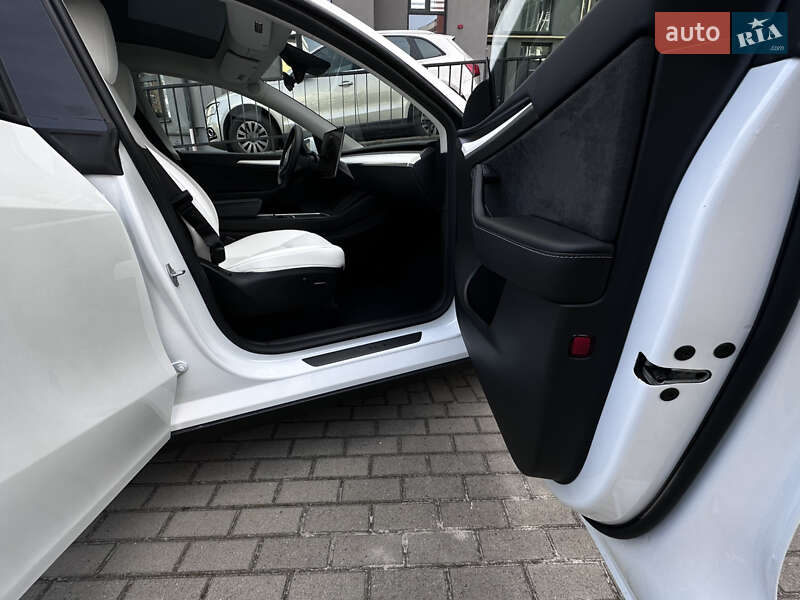 Внедорожник / Кроссовер Tesla Model Y 2023 в Львове фото 15 Внедорожник / Кроссовер Tesla Model Y 2023 в Львове