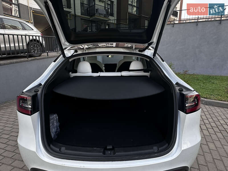 Внедорожник / Кроссовер Tesla Model Y 2023 в Львове фото 20 Внедорожник / Кроссовер Tesla Model Y 2023 в Львове