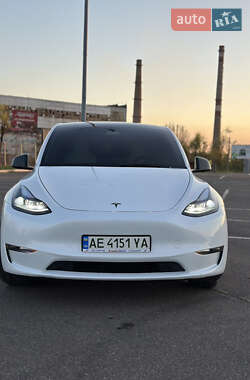 Внедорожник / Кроссовер Tesla Model Y 2021 в 