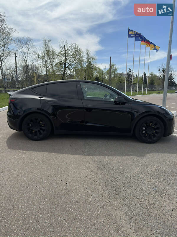 Позашляховик / Кросовер Tesla Model Y 2021 в Житомирі