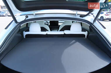 Внедорожник / Кроссовер Tesla Model Y 2022 в 