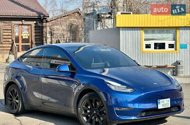 Внедорожник / Кроссовер Tesla Model Y 2021 в 