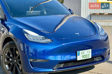 Внедорожник / Кроссовер Tesla Model Y 2021 в 