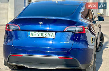 Внедорожник / Кроссовер Tesla Model Y 2021 в 
